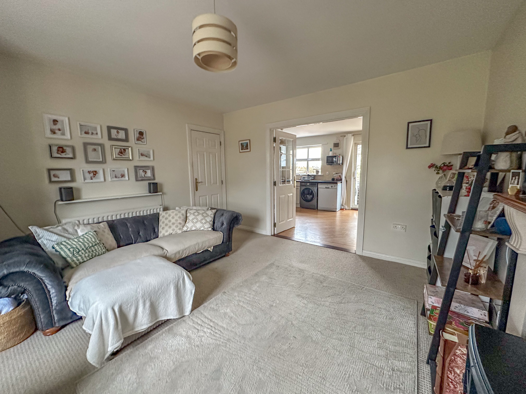 15 Oak Road, Peel. — Photo 4 of 21