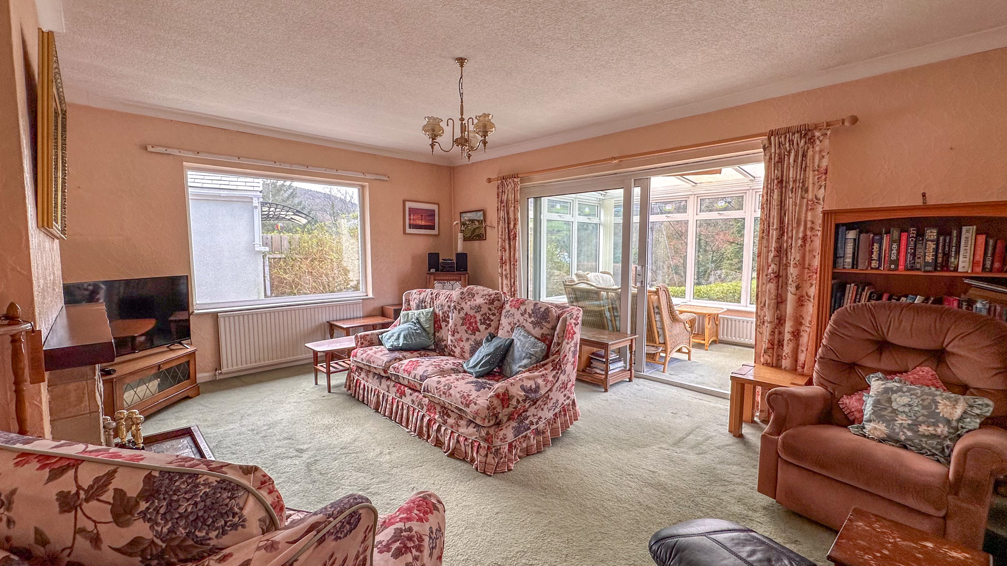 1 Glen Close, Glen Maye. — Photo 4 of 31