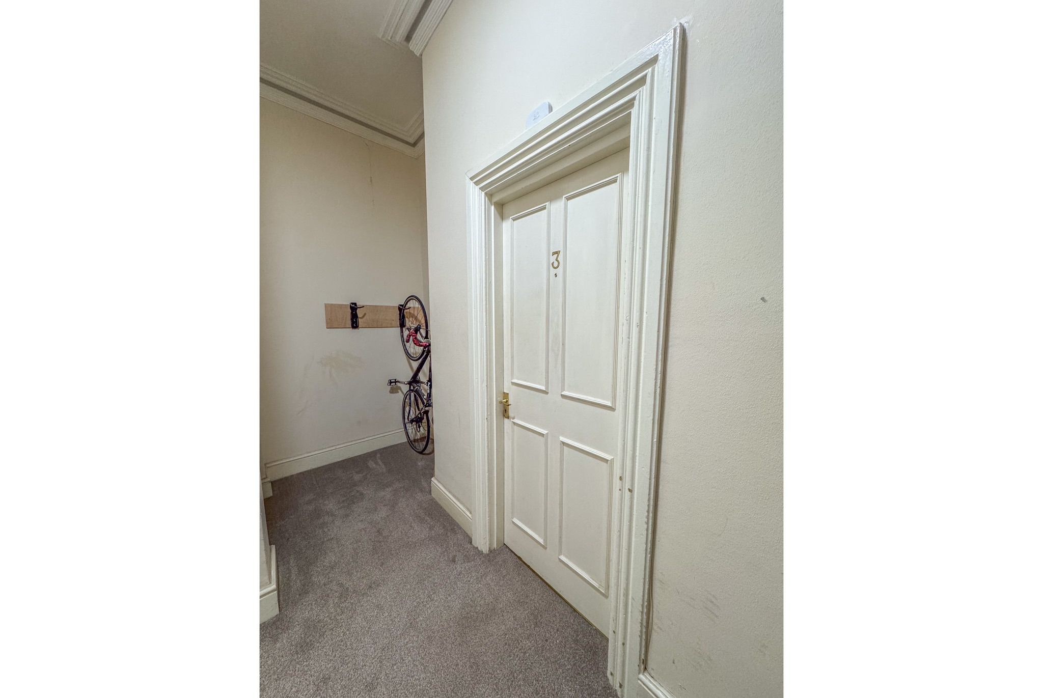 Flat 3 Carmodale, Ramsey. — Photo 1 of 19