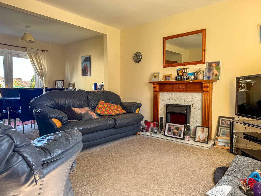 41 Campion Way, Douglas. — Photo 4 of 19