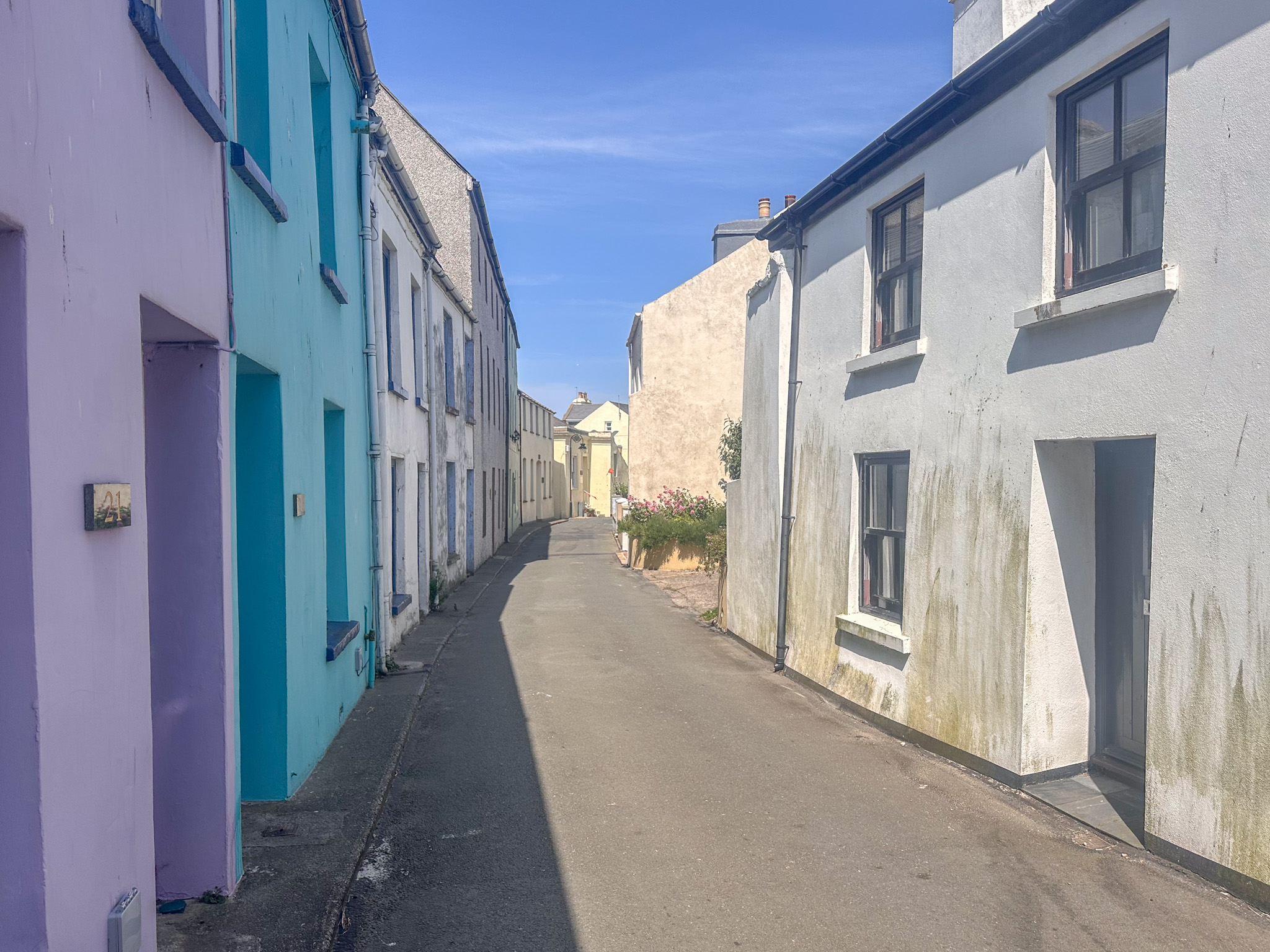 25 Castle Street, Peel. — Photo 2 of 9