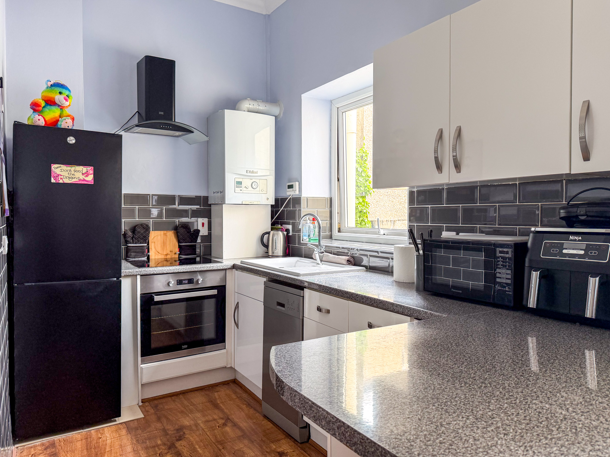Apt 1, 16 Derby Square, Douglas. — Photo 3 of 15