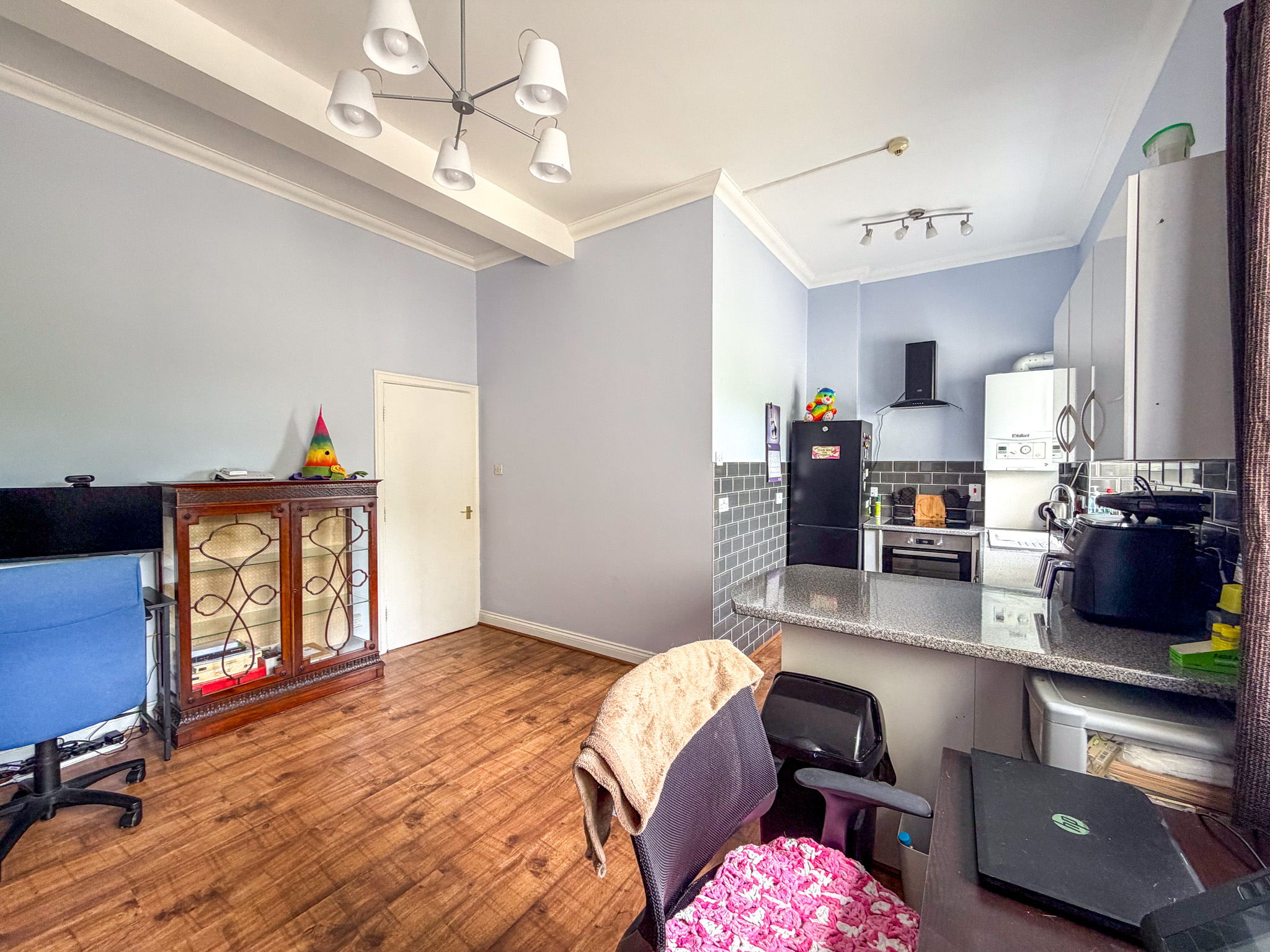 Apt 1, 16 Derby Square, Douglas. — Photo 4 of 15