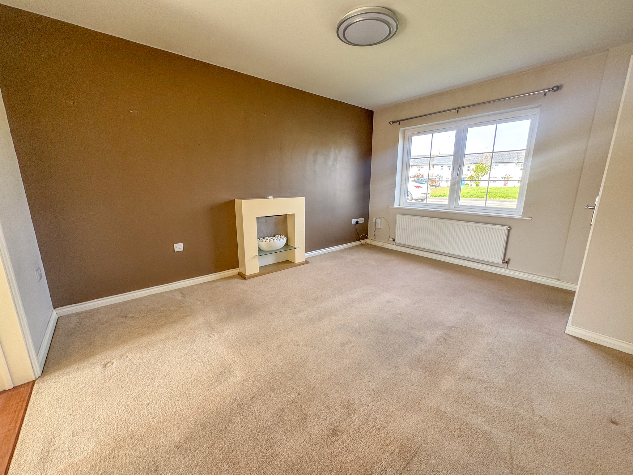 23 Raad Bridjeen, Peel. — Photo 1 of 13
