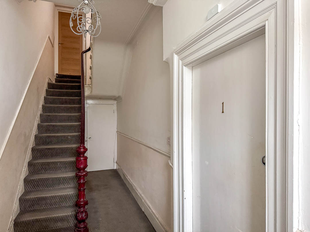 Flat 1, 12 Belmont Terrace, Douglas. — Photo 2 of 8