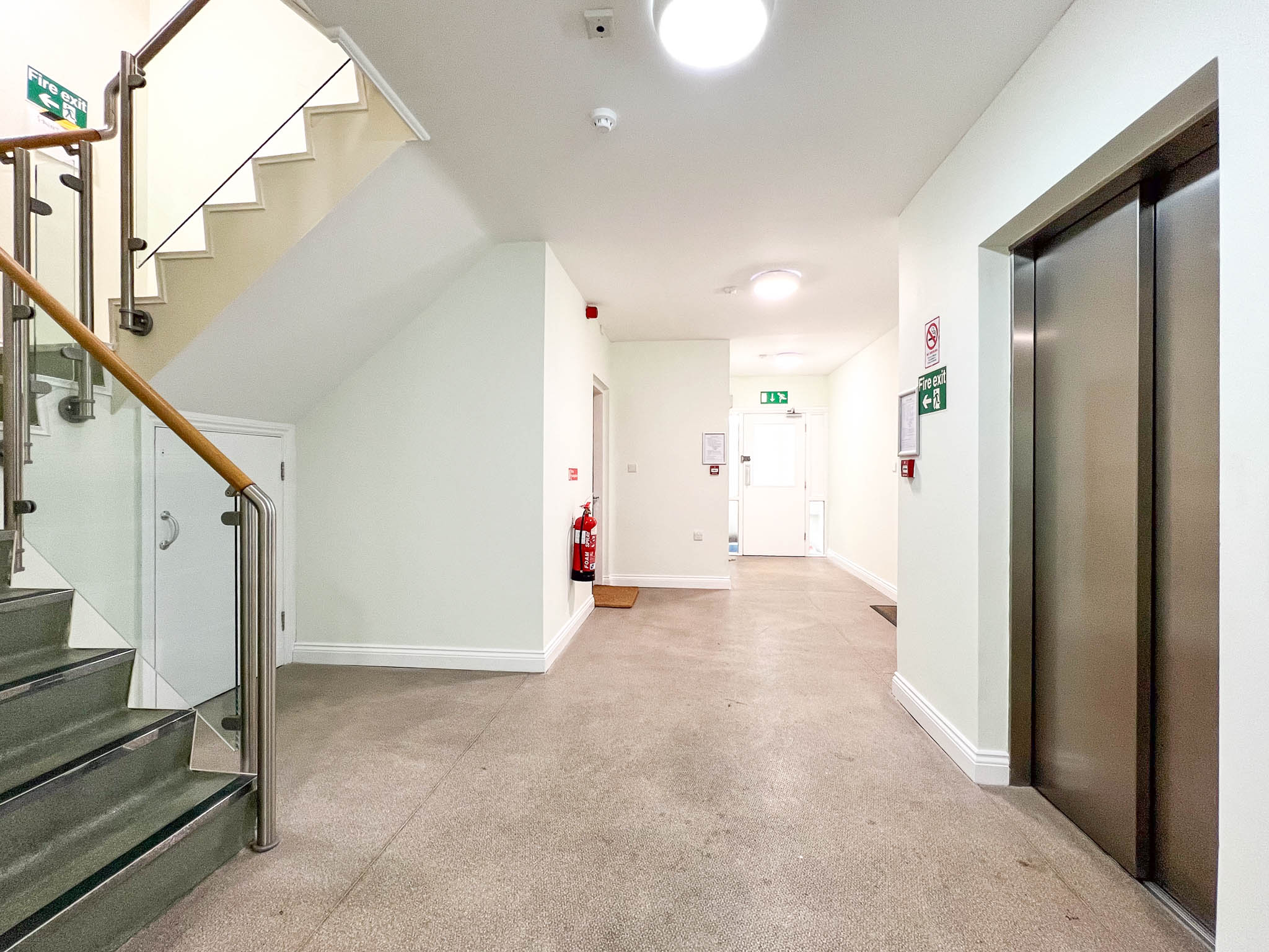 Apartment 12, Griffin House, Castlemona Avenue, Douglas. — Photo 5 of 20