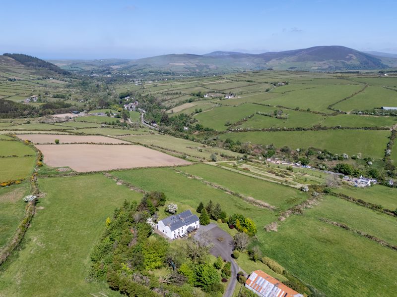 Ballamoar Farmhouse, Ballagill Road Doarlish Ard, Foxdale IM4 3BH. — Photo 3 of 45