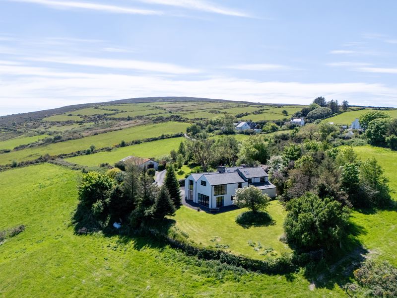 Ballamoar Farmhouse, Ballagill Road Doarlish Ard, Foxdale IM4 3BH. — Photo 4 of 45