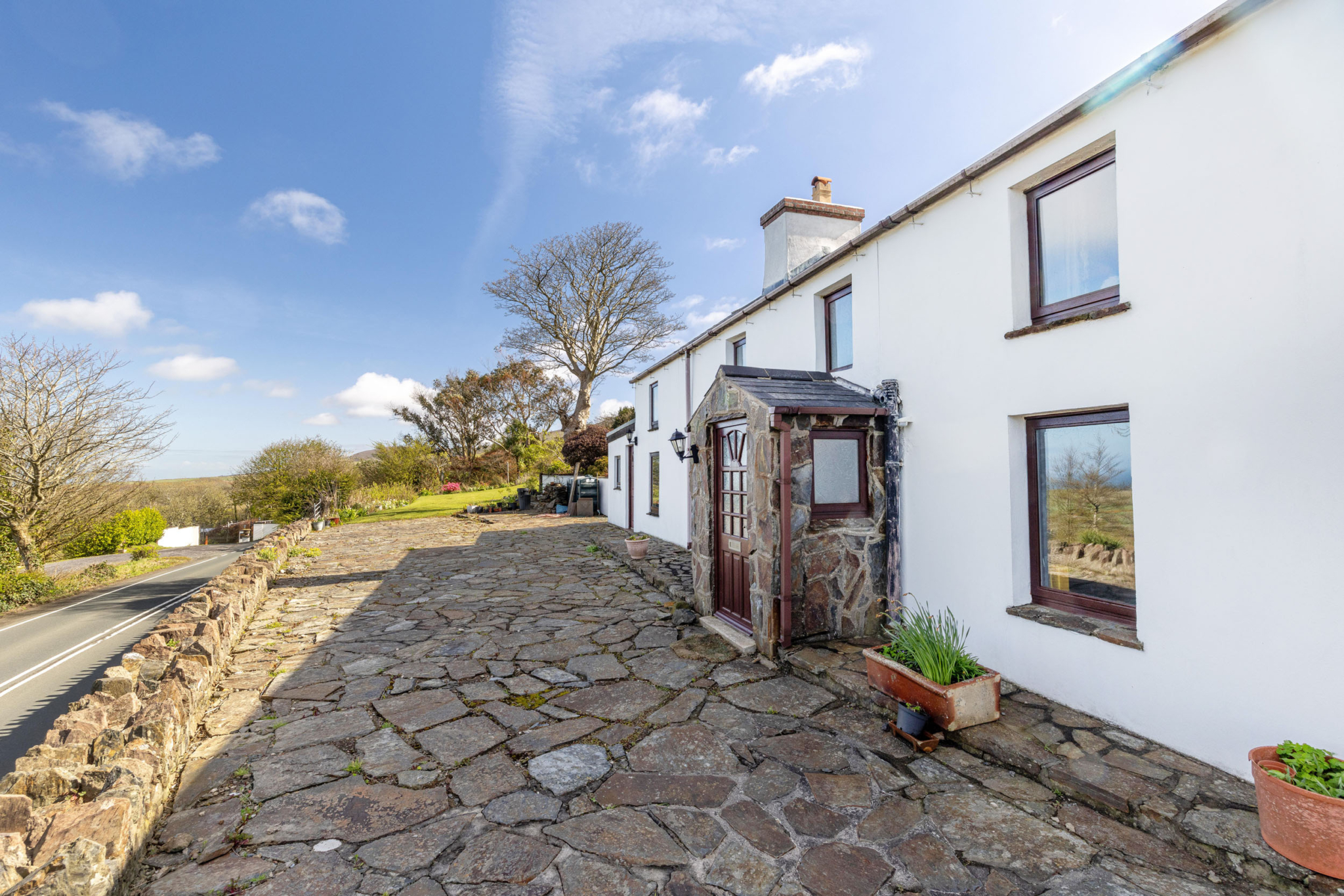 Ballamenagh cottage, Kirk Michael. — Photo 4 of 42