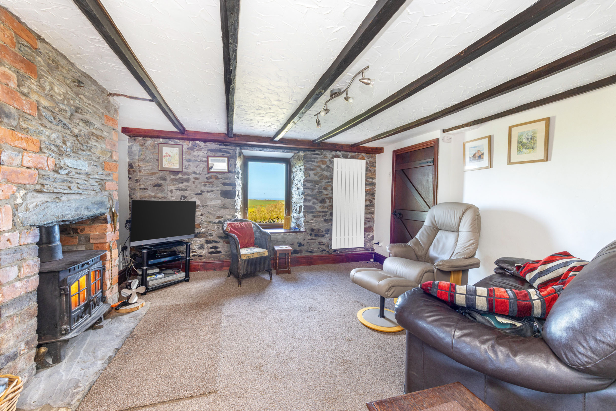 Ballamenagh cottage, Kirk Michael. — Photo 5 of 42