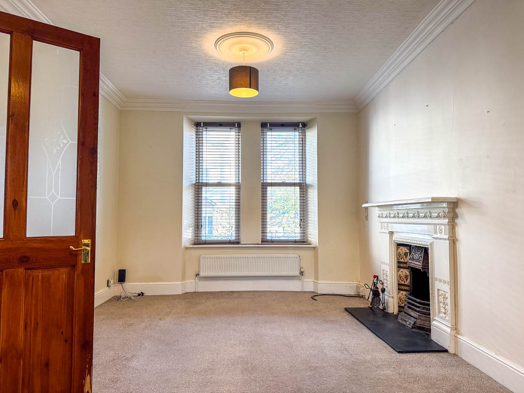 9 Willow Terrace, Douglas. — Photo 4 of 19