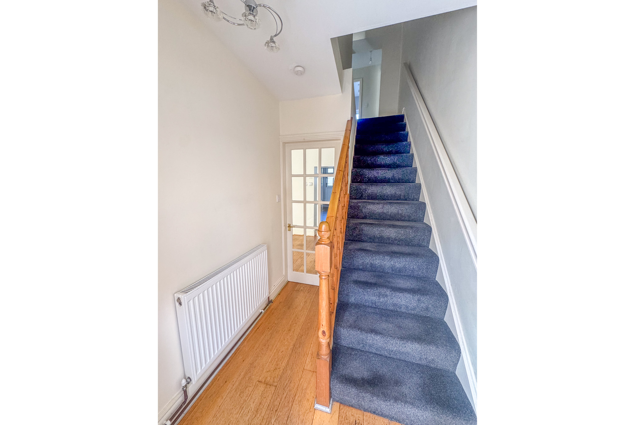 4 Bridge Street, Peel. — Photo 2 of 13