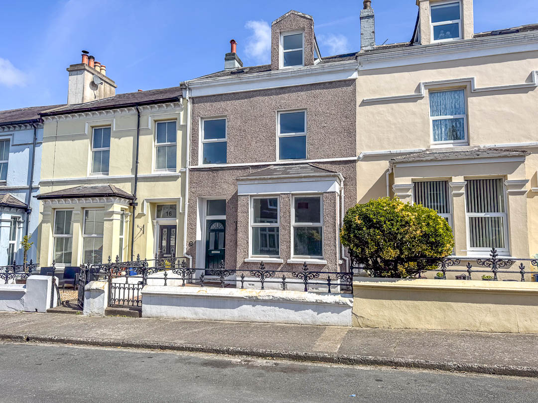 14 Albany Street, Douglas. — Photo 1 of 25
