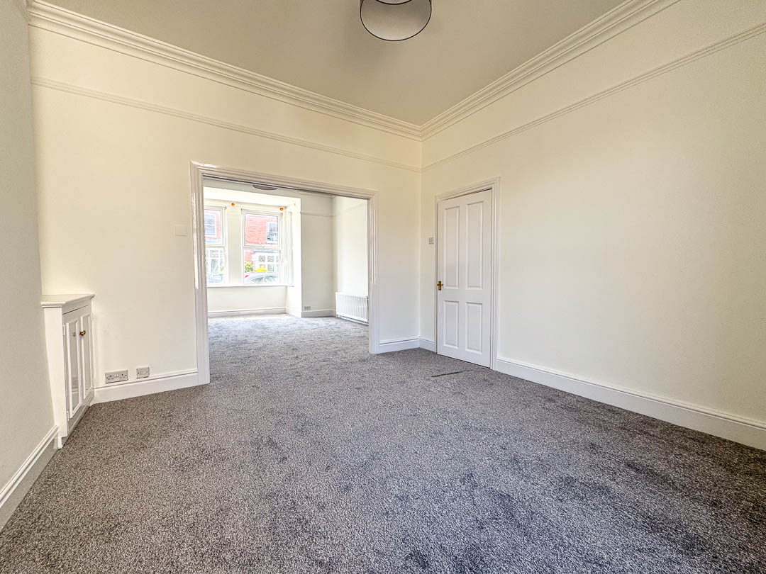 14 Albany Street, Douglas. — Photo 4 of 25