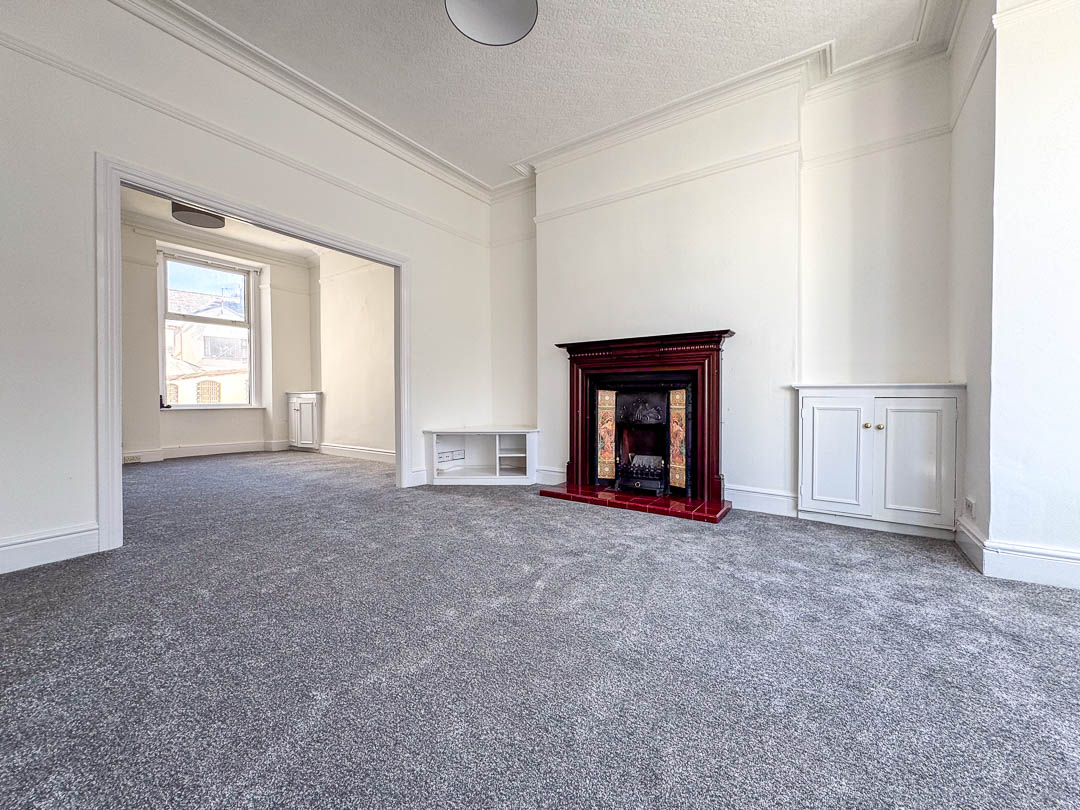14 Albany Street, Douglas. — Photo 5 of 25