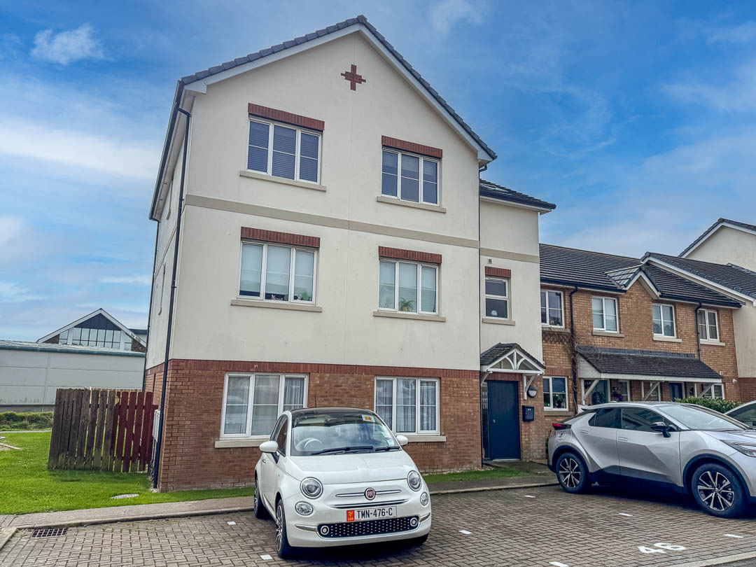 44 Ballacottier Meadow, Douglas. — Photo 1 of 11