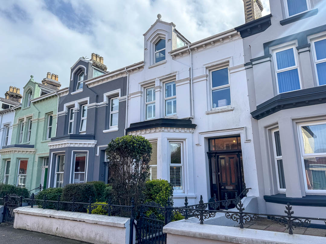 7 Westminster Terrace, Douglas. — Photo 1 of 51