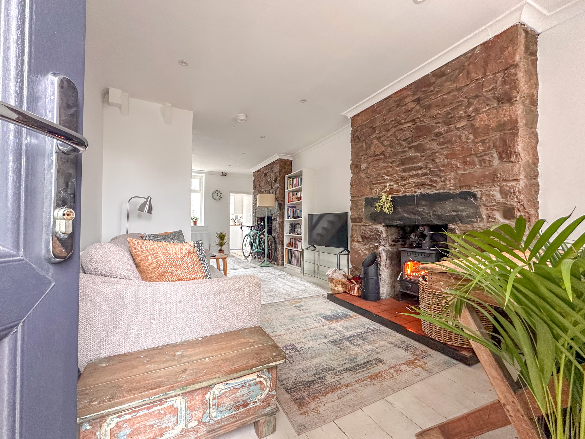 12 Orry Lane, Peel. — Photo 2 of 17