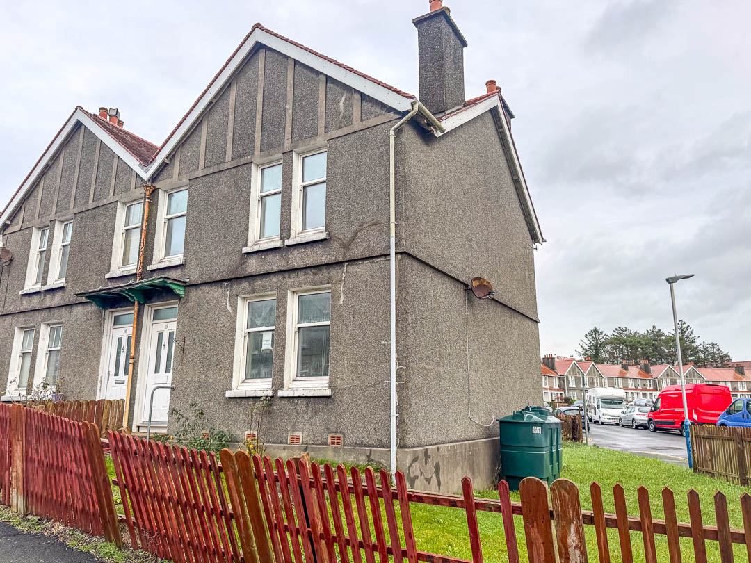 15 Marathon Drive, Douglas. — Photo 1 of 2