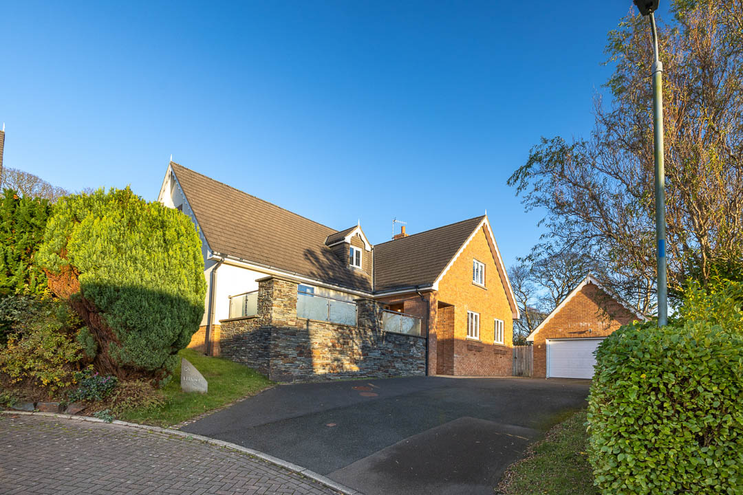 6 Kermode Road, Crosby. — Photo 2 of 39