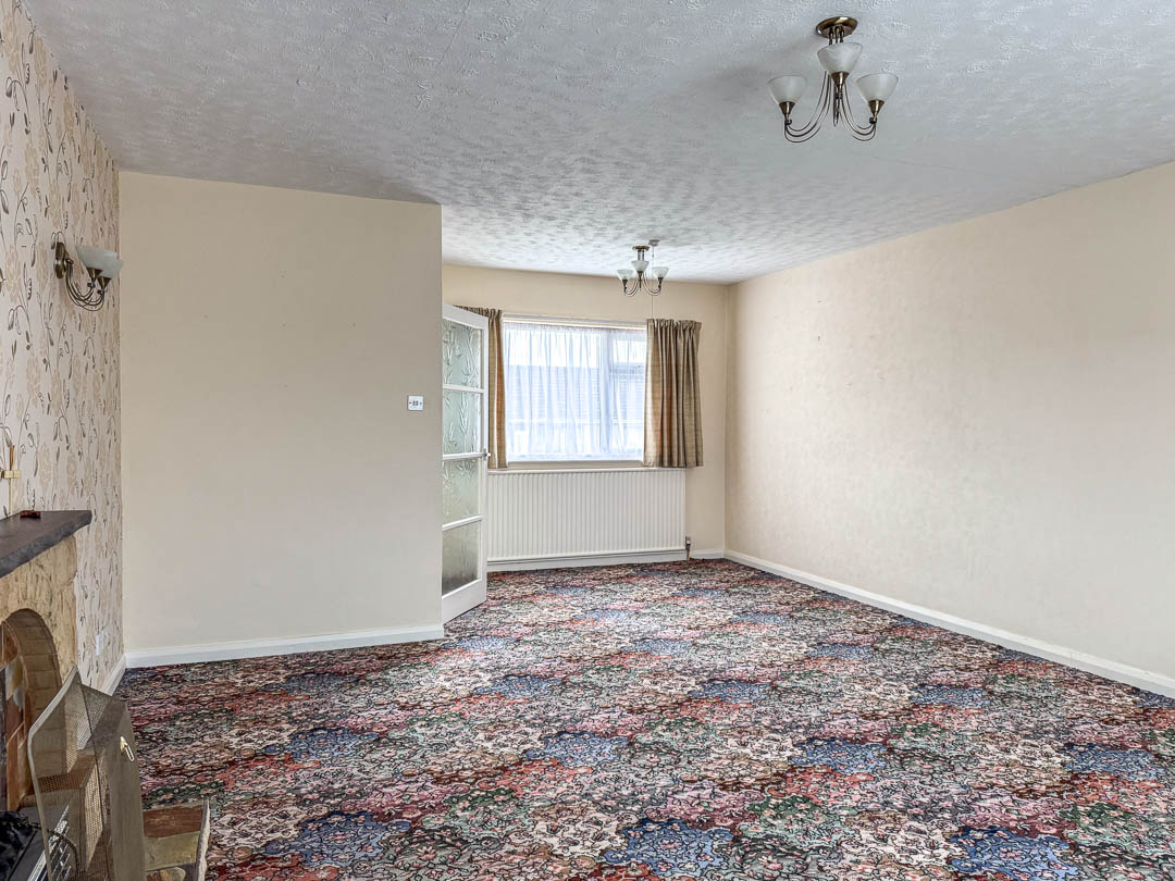 55 Highfield Crescent, Onchan. — Photo 4 of 19