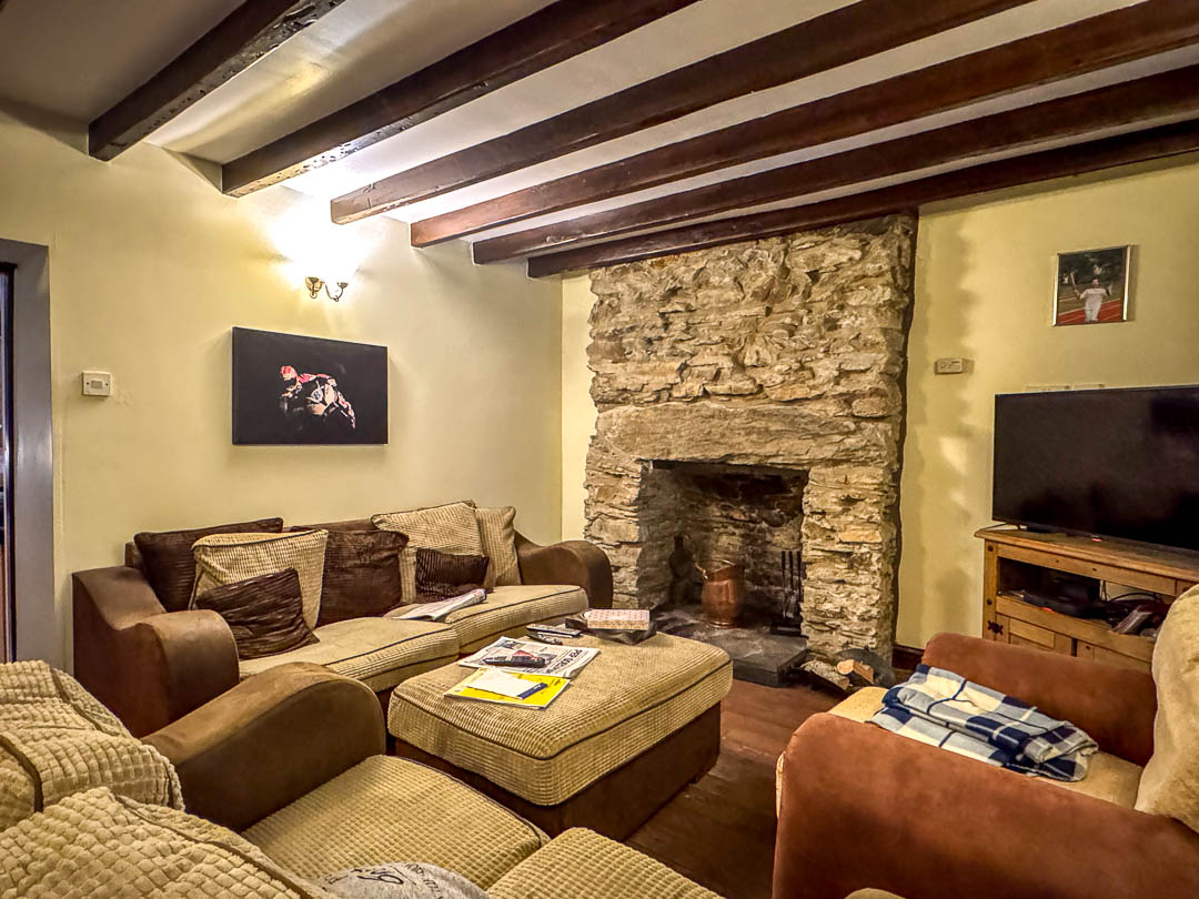 Pinfold Holiday Cottages, Laxey. — Photo 3 of 37