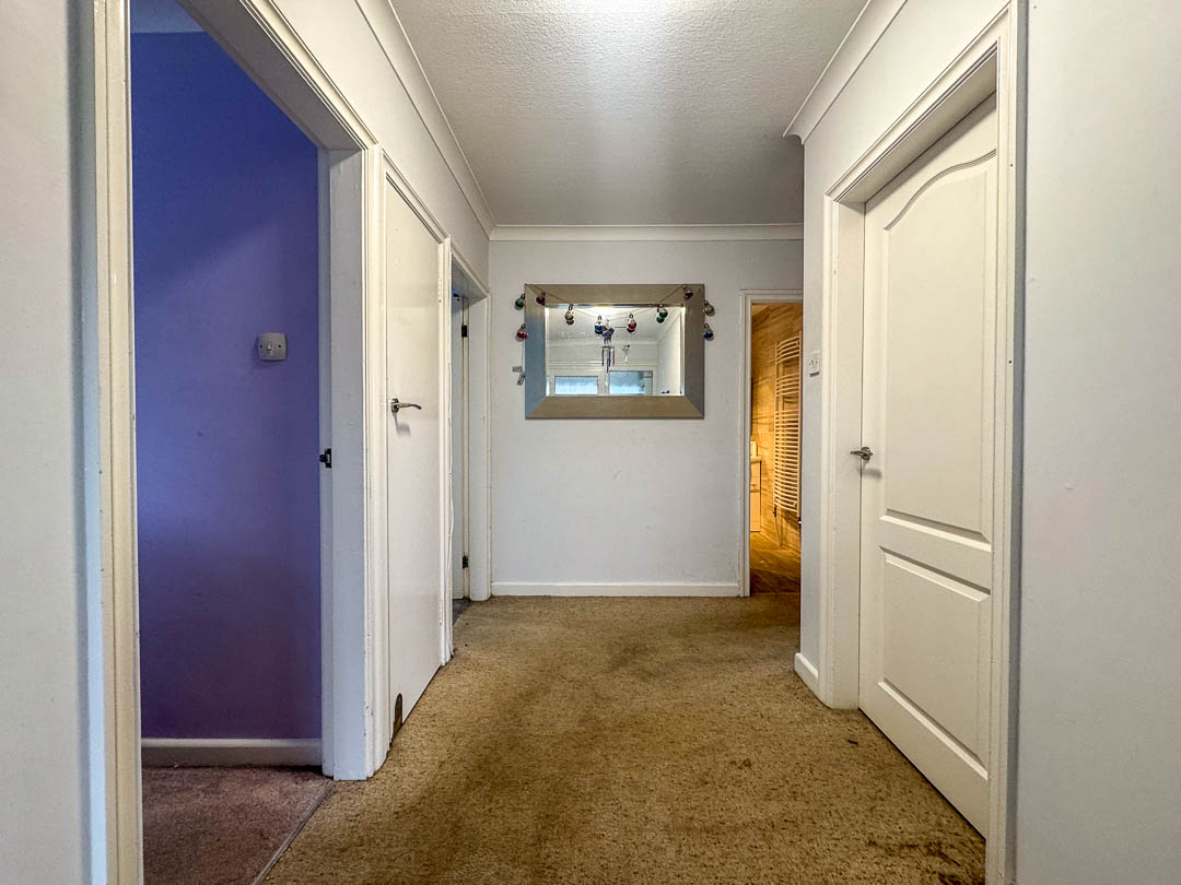 26 Howe Road, Onchan. — Photo 2 of 20