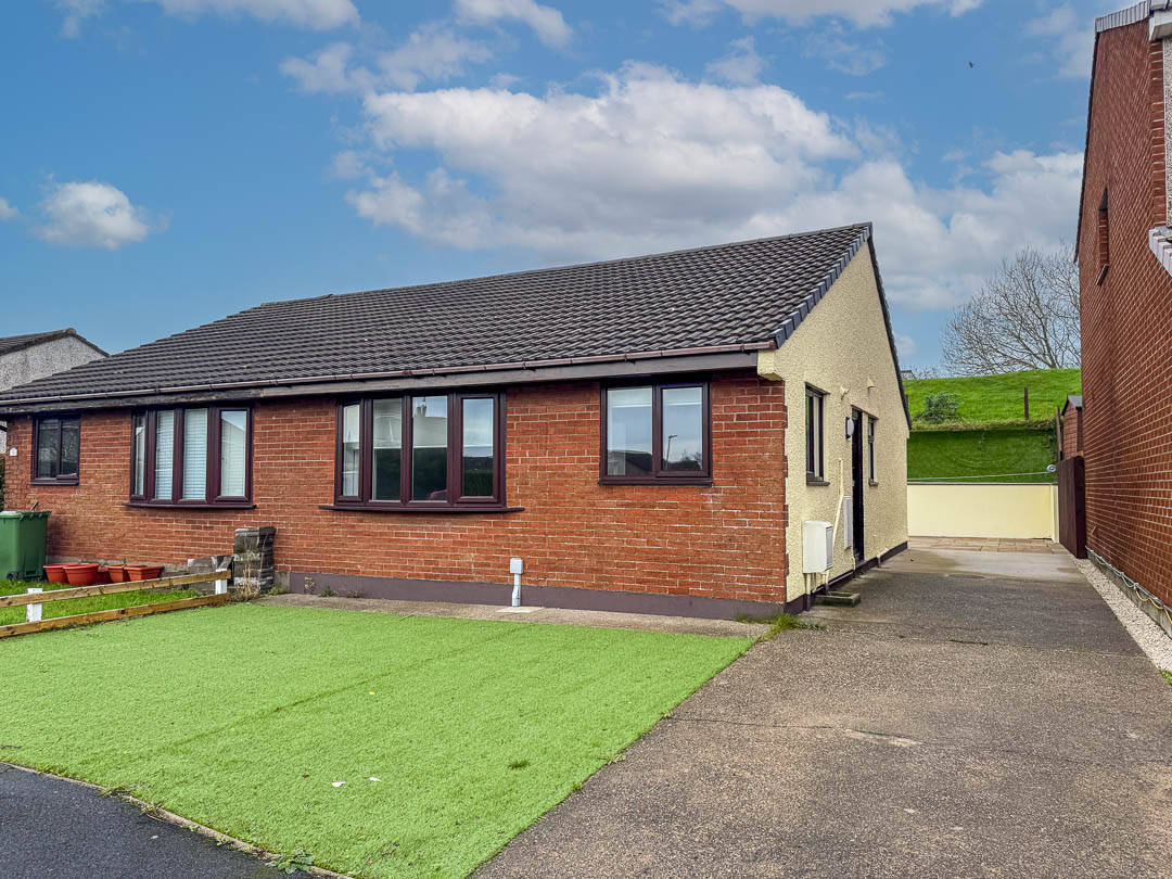 50 Cooil Drive, Douglas. — Photo 1 of 12