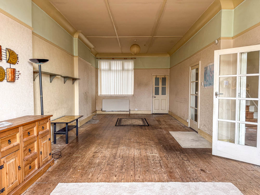 33 Hutchinson Square, Douglas. — Photo 4 of 17