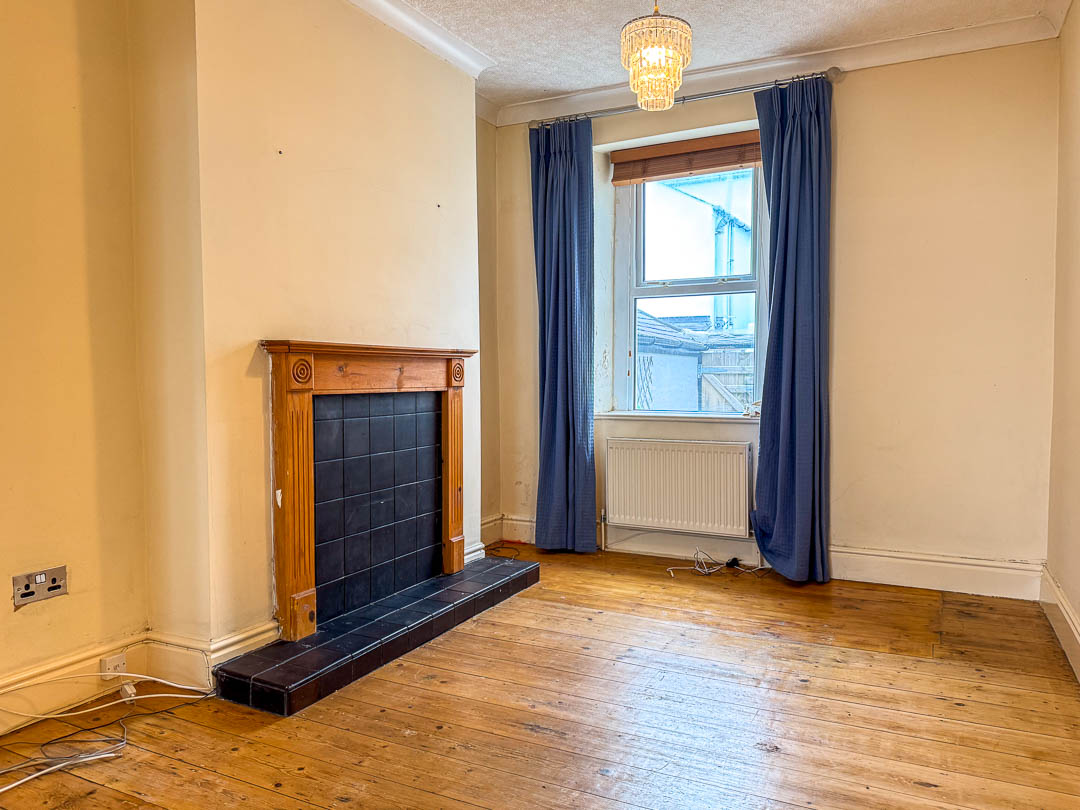 7 Hatfield Grove, Douglas. — Photo 5 of 11