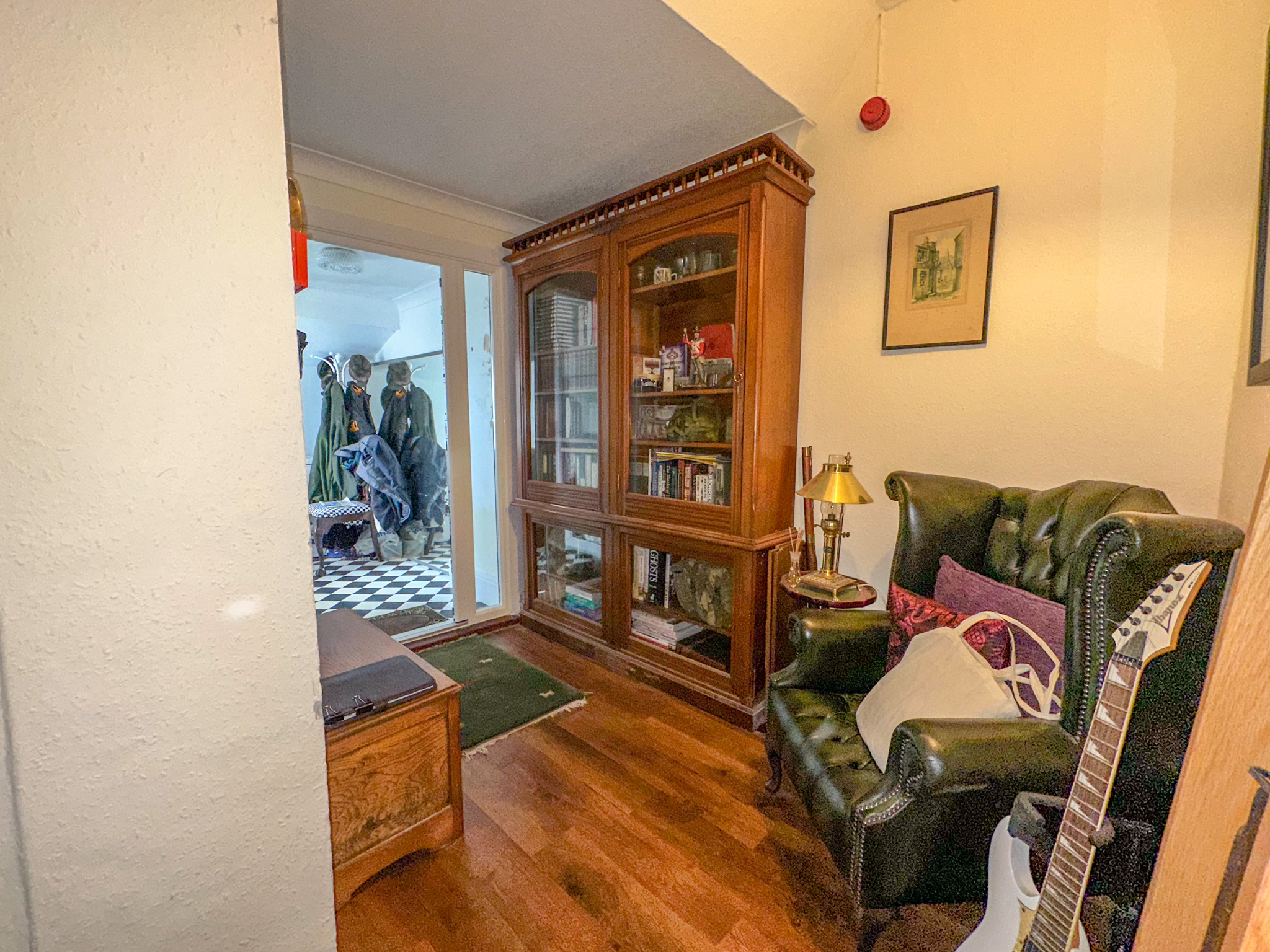 Garden Flat, Premier Court, Ramsey. — Photo 4 of 25