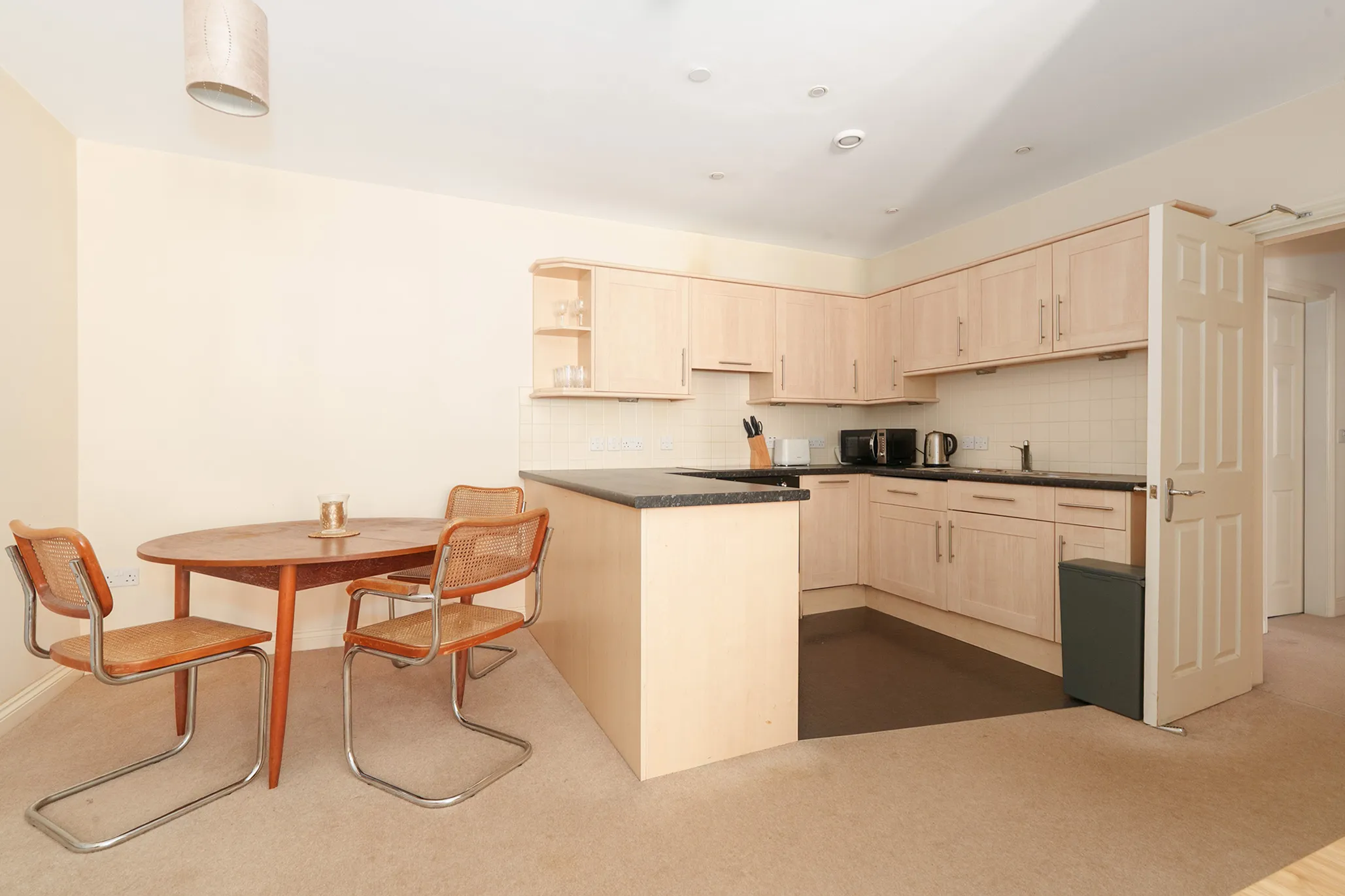 Apartment 2, Griffin House, Castlemona Avenue, Douglas. — Photo 5 of 5