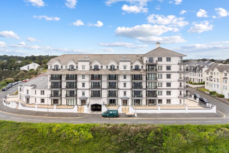 Apartment 13 Kensington Place, Onchan IM3 1RD. — Photo 1 of 24