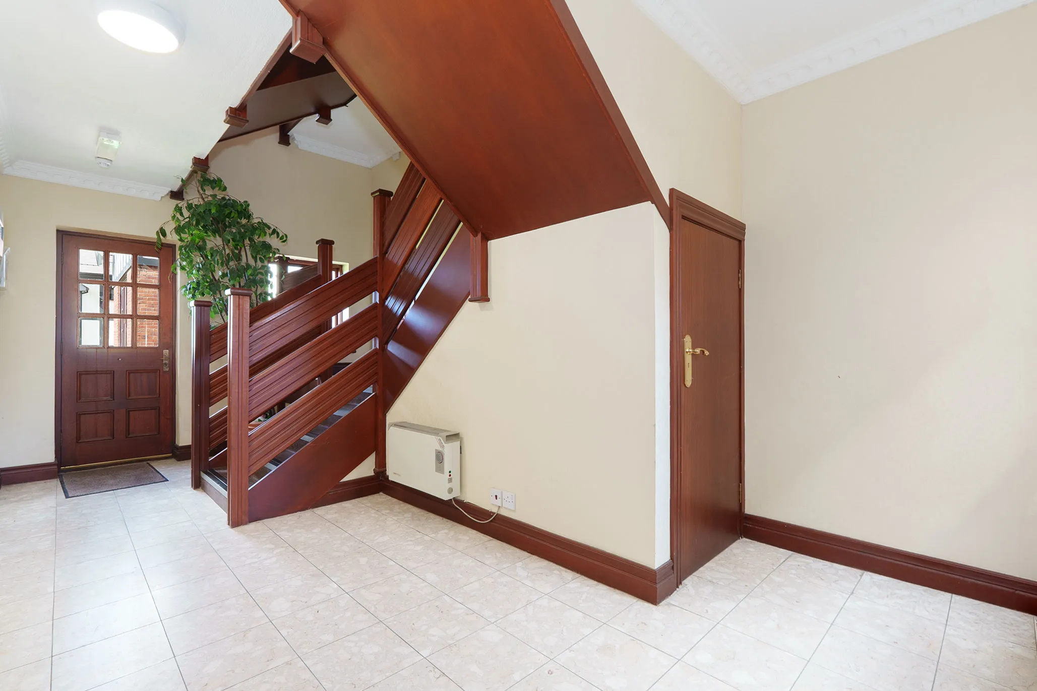 11 Douglas Bay Apartments, King Edward Close, Onchan, Douglas. — Photo 5 of 5