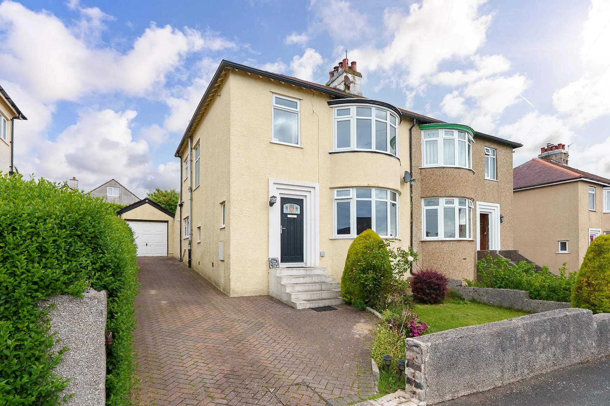 13 Seaview Road, Onchan. — Photo 1 of 5