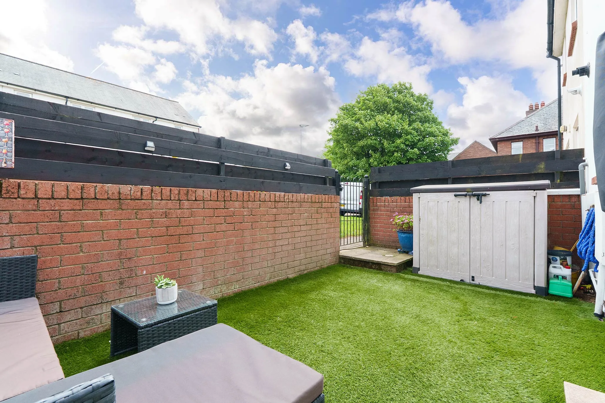 13 Fenella Court, Douglas. — Photo 2 of 5