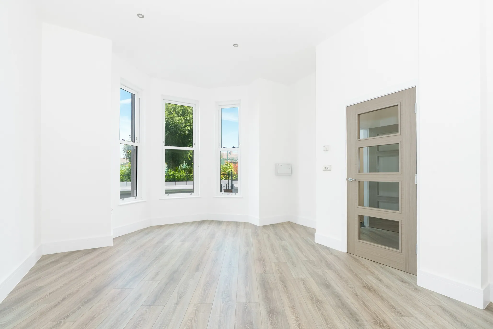 3 Crellins Court, Grosvenor Road, Douglas. — Photo 4 of 5