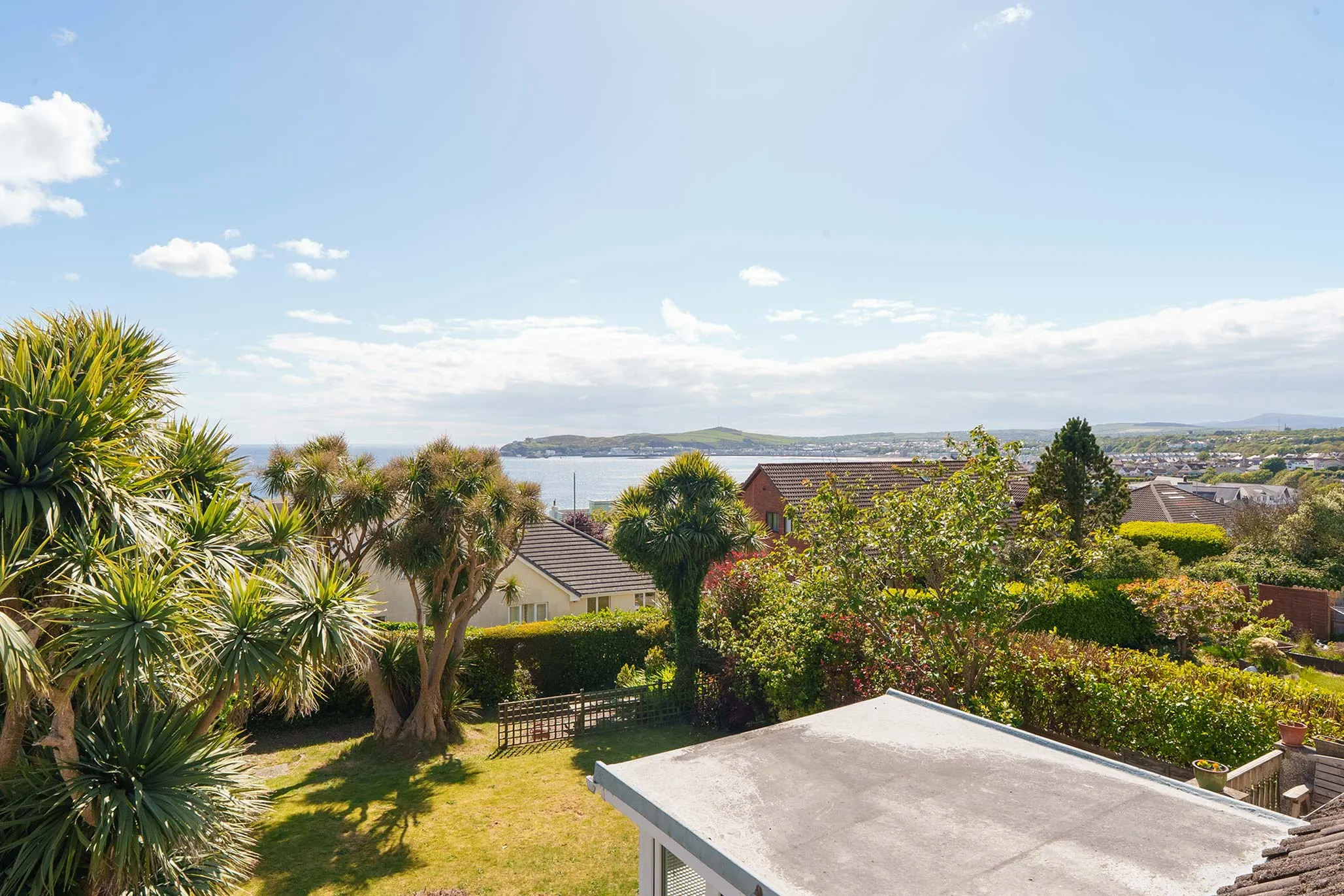 Clovelly, 60 Howe Road, Onchan. — Photo 4 of 5
