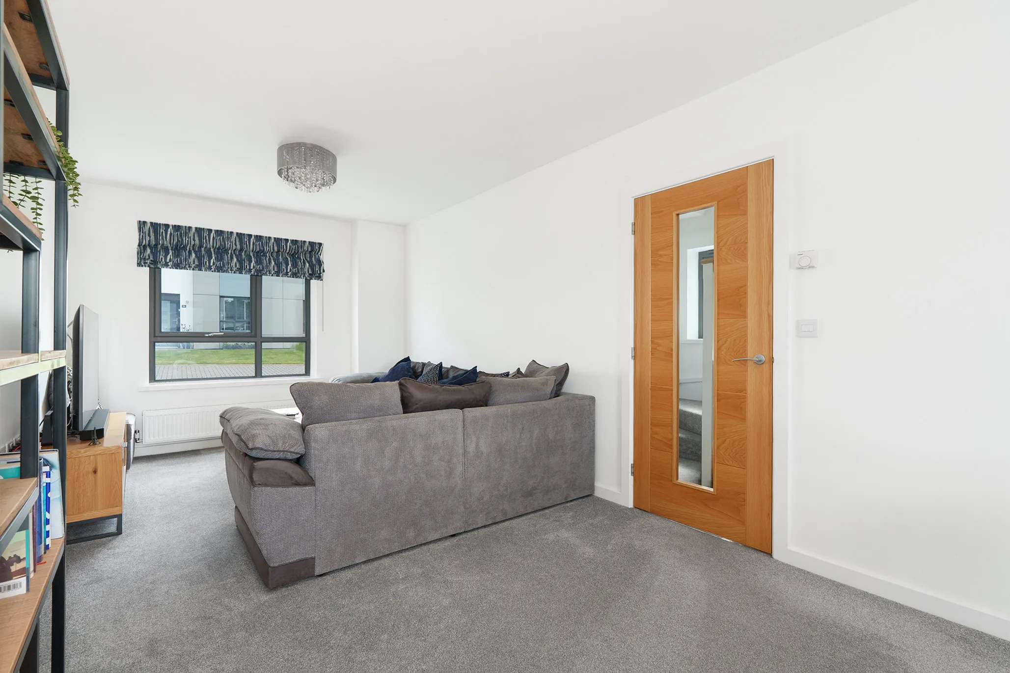 35 Gibbs Grove, Ramsey. — Photo 3 of 5