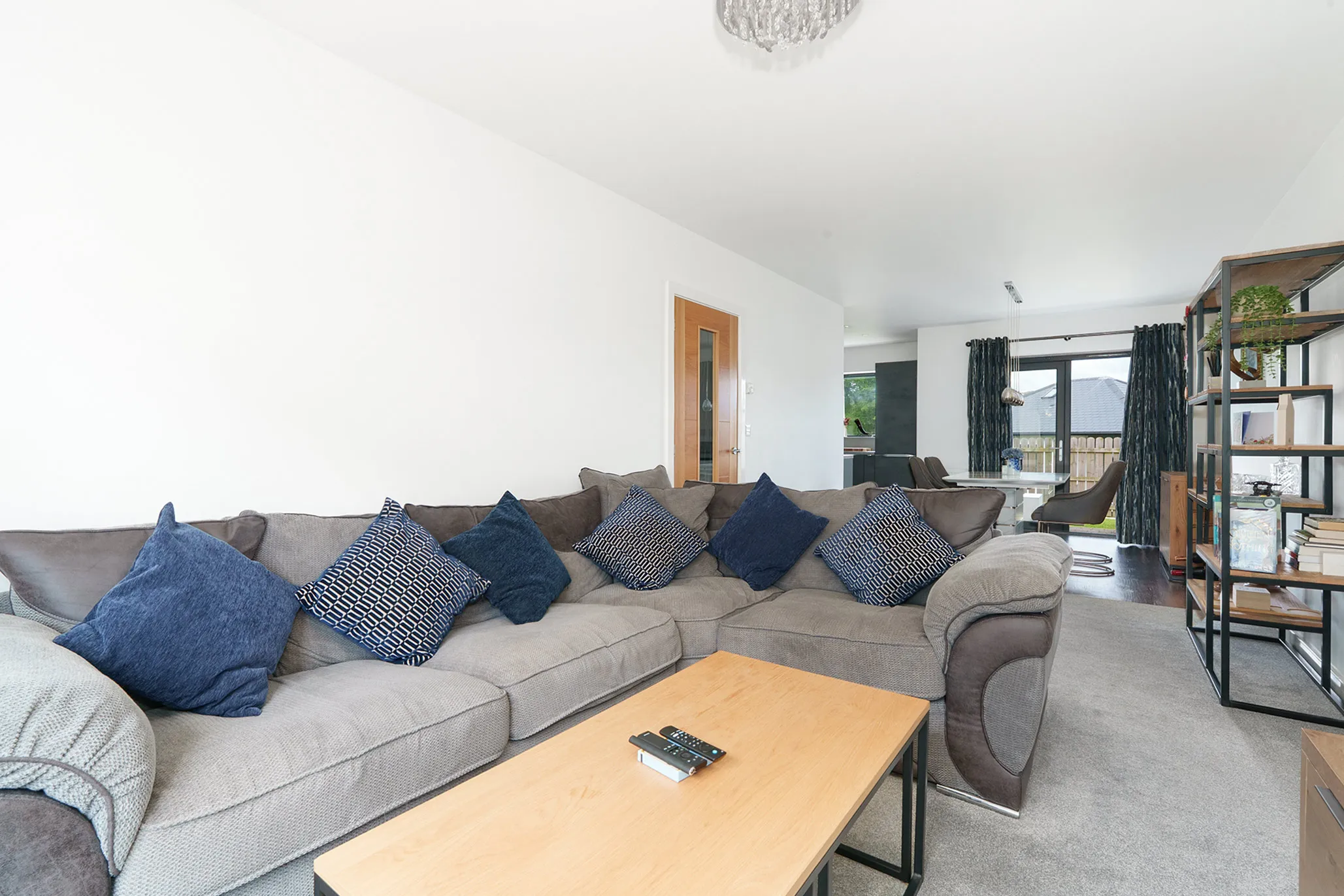 35 Gibbs Grove, Ramsey. — Photo 4 of 5