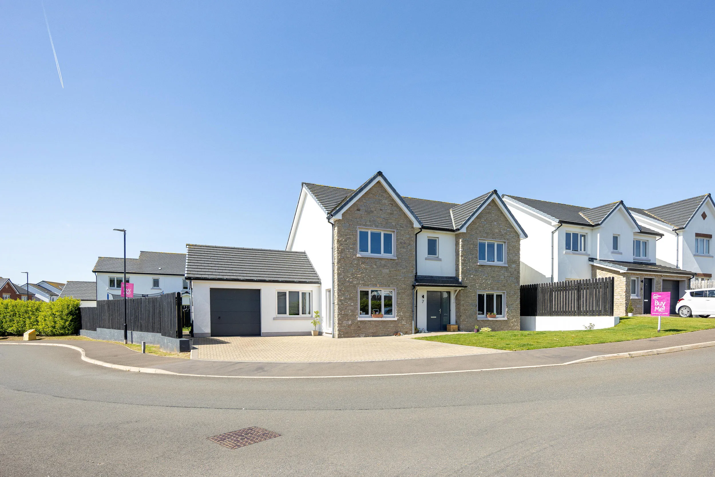7 Raad Kirree Varrey, Slieau Whallian View, Peel. — Photo 1 of 5