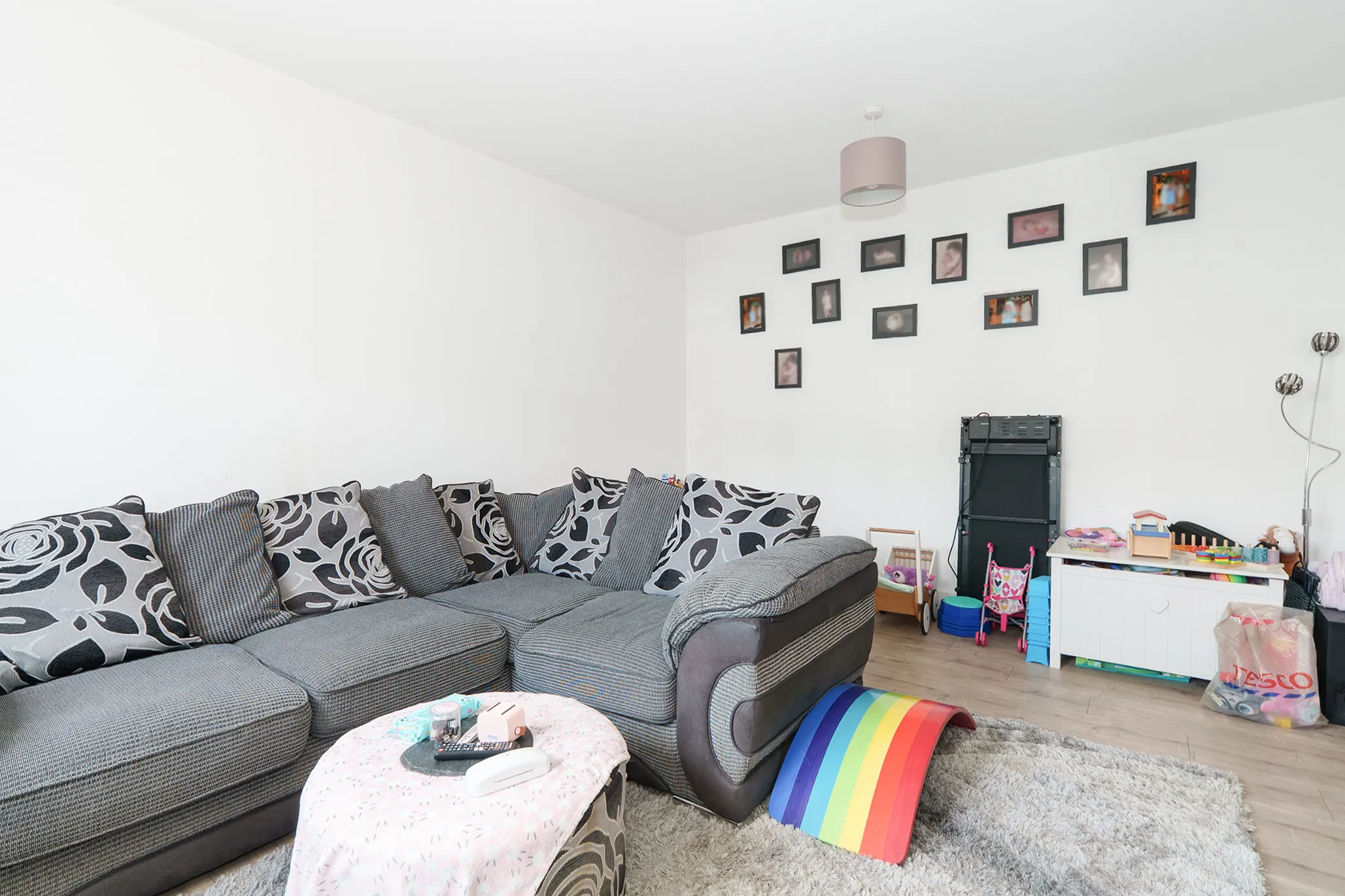 69 Royal Park, Ramsey. — Photo 4 of 5