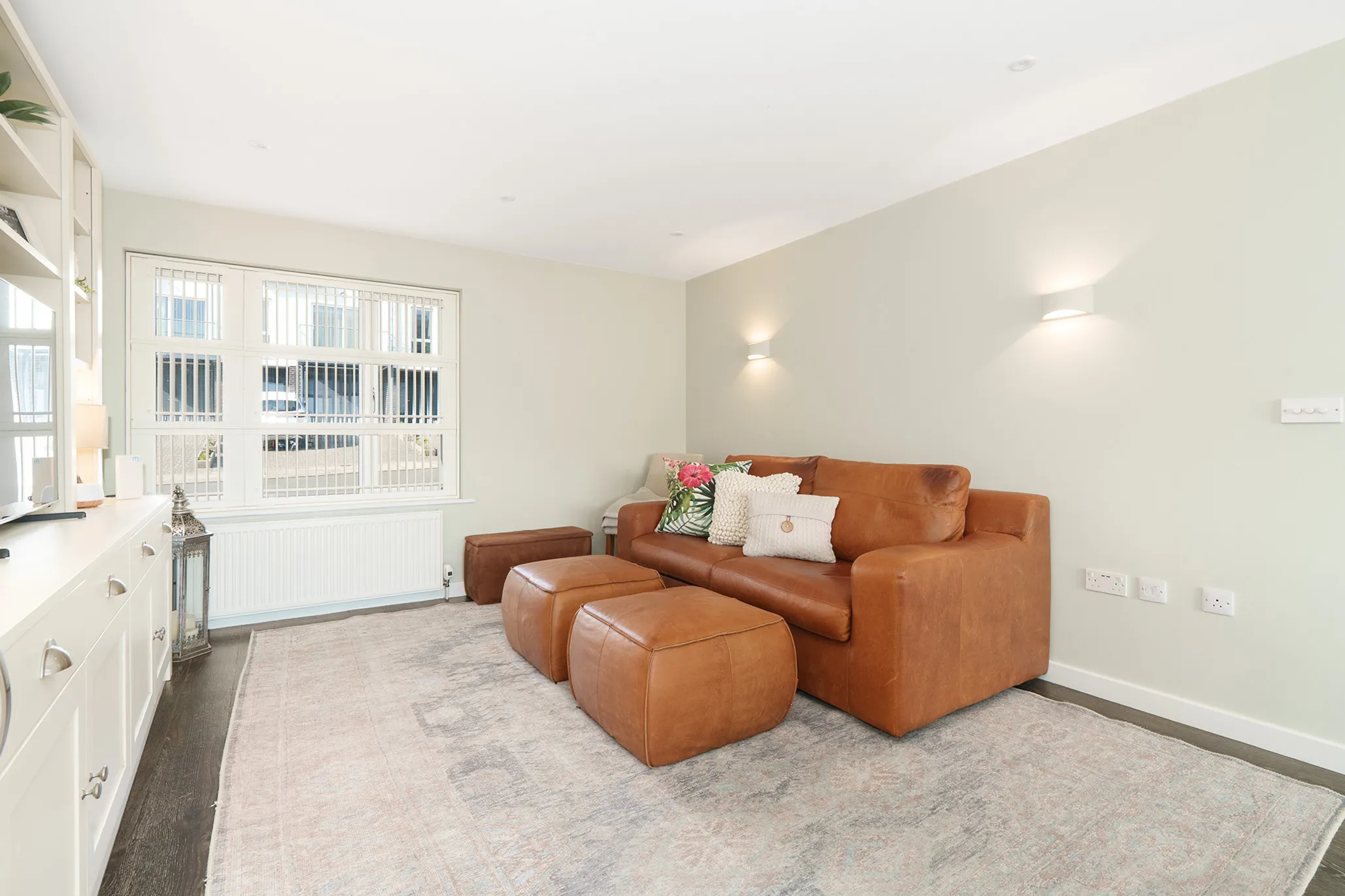 1 Bradda Place, Maine Road, Port Erin. — Photo 4 of 5