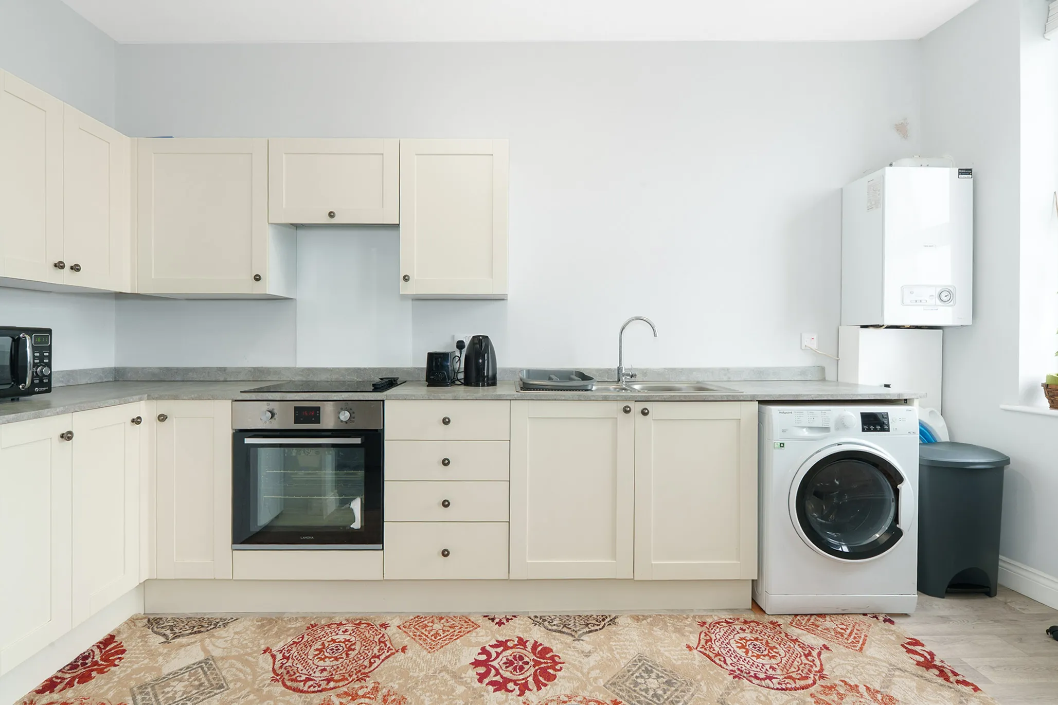 Flat 8, Atholville, Castle Drive, Douglas. — Photo 3 of 5