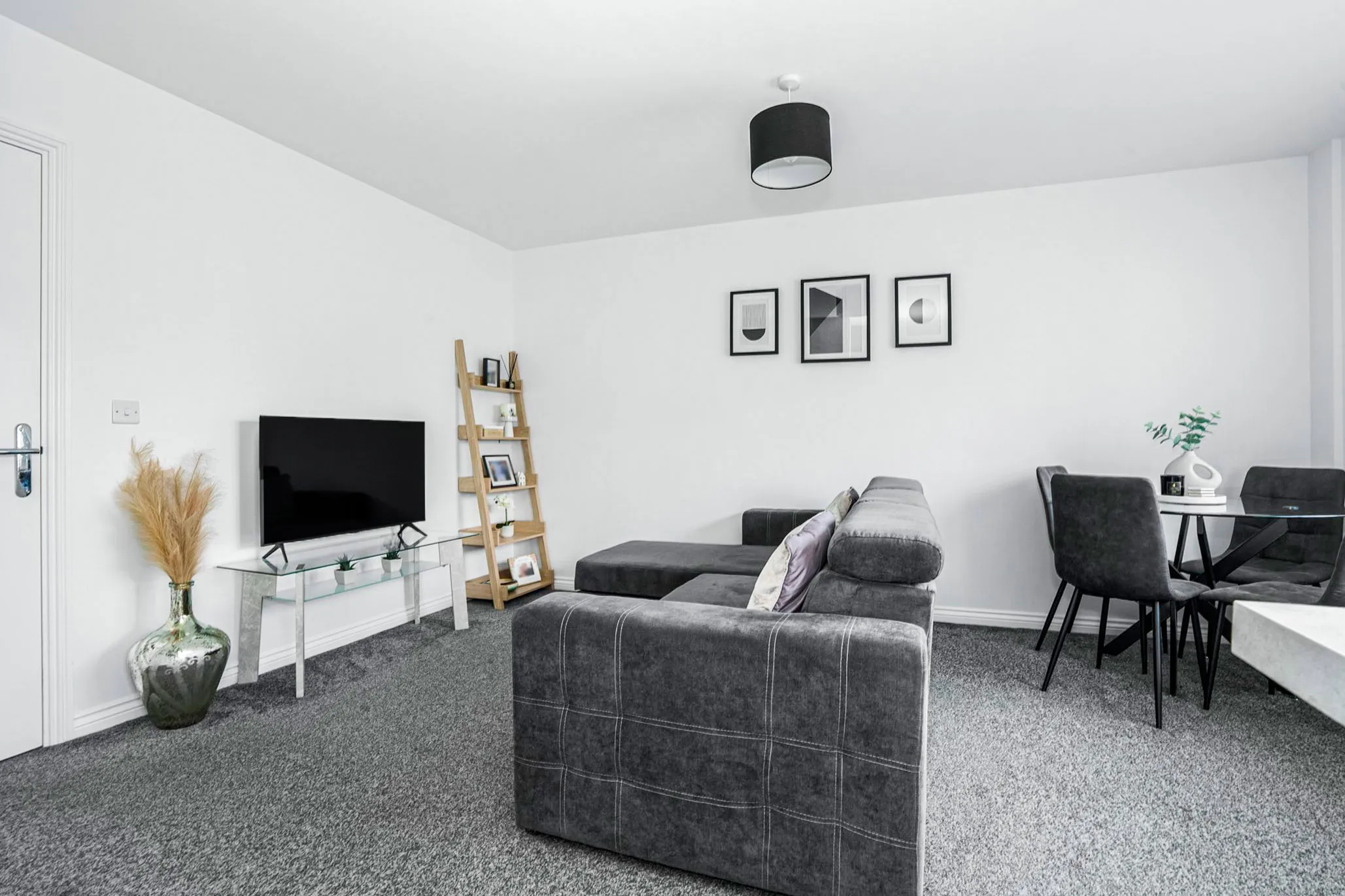 2 Woodview Court, Reayrt Ny Keylley, Peel. — Photo 5 of 5