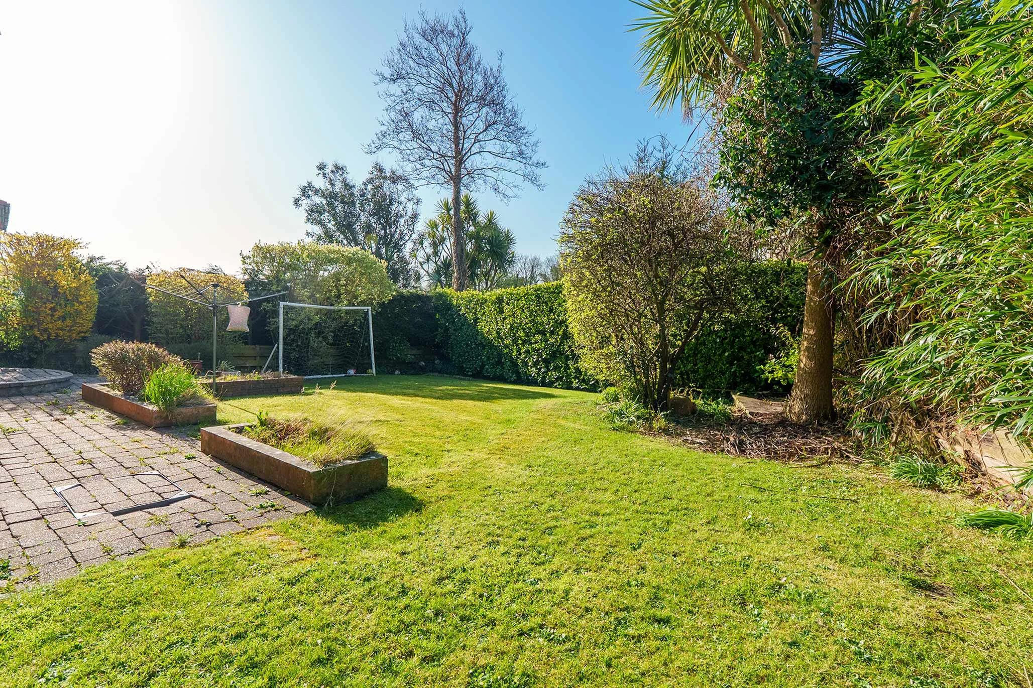 24 Manor Drive, Douglas. — Photo 2 of 5