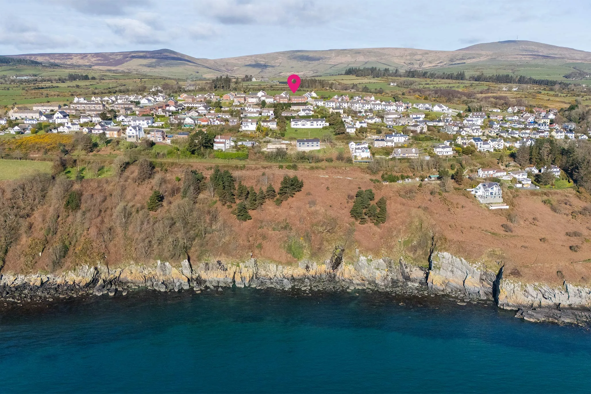 26 All Saints Park, Lonan, Laxey. — Photo 3 of 5