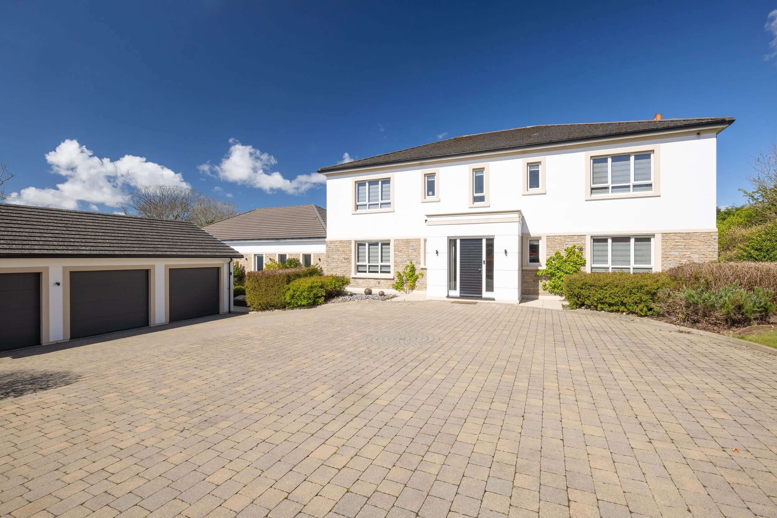 Kingsley Manor, Ballanard Woods, Ballanard Road, Douglas. — Photo 1 of 5