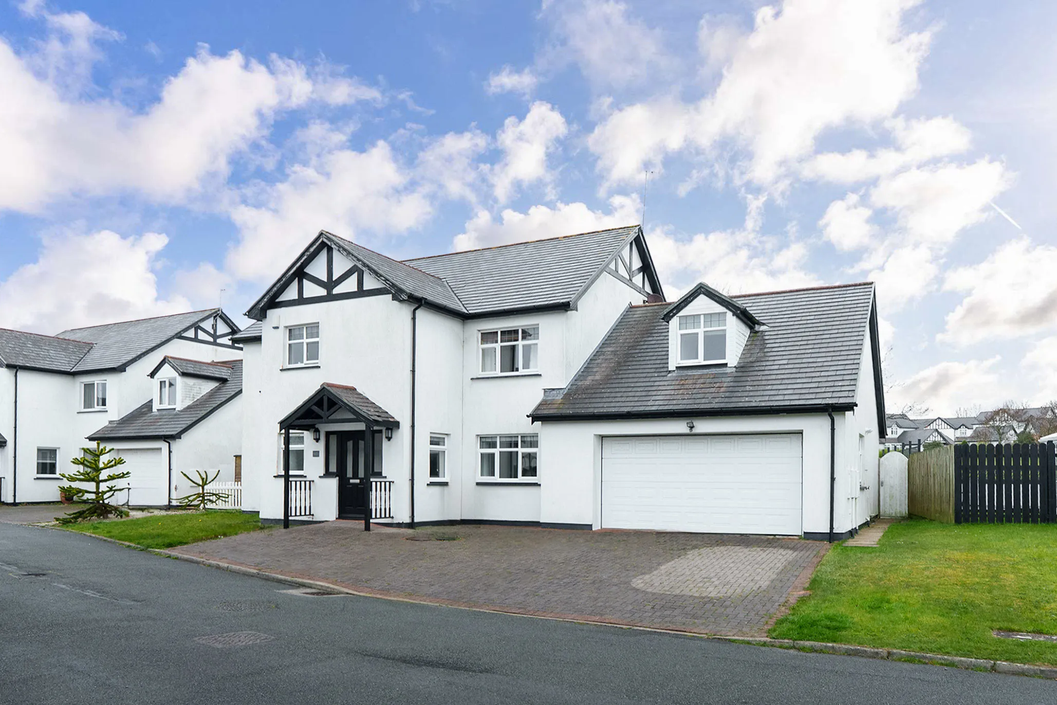127 Fairways Drive, Mount Murray, Santon. — Photo 1 of 5