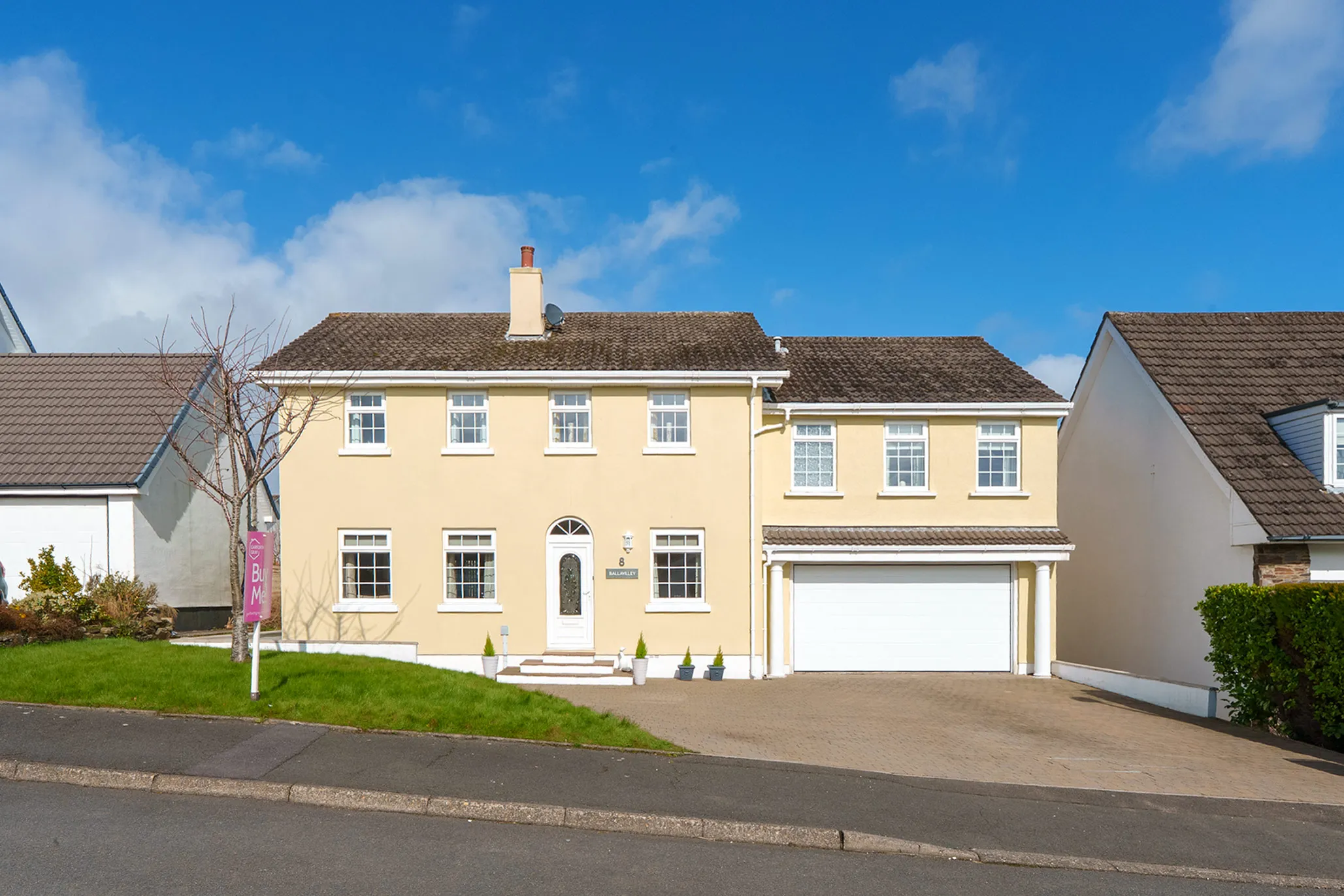 8 Kirby Hill, Douglas. — Photo 1 of 5